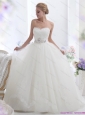 Popular White Sweetheart Beach Wedding Dresses with Hand Made Flowers