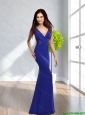 2015 Elegant Mermaid V Neck Lace Cheap Bridesmaid Dresses in Royal Blue