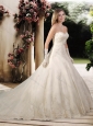 2016 Luxurious Ball Gown Wedding Dresses with Appliques and Lace