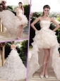 Classical Hand Made Flowers Strapless Wedding Dresses with Ruffled Layers
