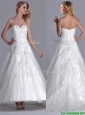 2016 Popular A Line Brush Train Tulle Zipper Up Wedding Dress with Beading and Lace