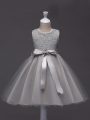 Discount Scoop Sleeveless Child Pageant Dress Knee Length Lace and Belt Grey Tulle