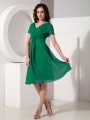 Free and Easy Dark Green Empire Chiffon V-neck Short Sleeves Ruching Knee Length Zipper Mother Of The Bride Dress
