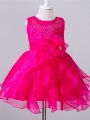 Hot Pink Organza Zipper Scoop Sleeveless Knee Length Little Girl Pageant Gowns Beading and Hand Made Flower