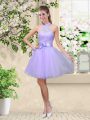Chic Knee Length Lace Up Wedding Guest Dresses Lilac for Prom and Party with Lace and Belt