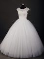Simple White Bridal Gown Wedding Party with Lace Scoop Sleeveless Zipper