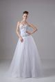 Floor Length Lace Up Bridal Gown White for Wedding Party with Beading