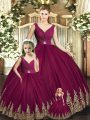 Captivating Tulle V-neck Sleeveless Backless Beading and Appliques Vestidos de Quinceanera in Burgundy