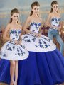 Tulle Sweetheart Sleeveless Lace Up Embroidery and Bowknot Vestidos de Quinceanera in Royal Blue