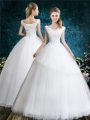 Sleeveless Tulle Floor Length Lace Up Wedding Dresses in White with Lace and Appliques