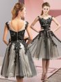 Tulle Sleeveless Knee Length Quinceanera Court of Honor Dress and Beading and Lace