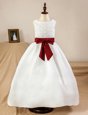 Scoop Sleeveless Zipper Flower Girl Dress White Satin