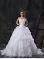 Inexpensive With Train White Wedding Dresses Sweetheart Sleeveless Brush Train Lace Up