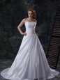 Latest Sweetheart Sleeveless Brush Train Lace Up Wedding Gowns White Taffeta
