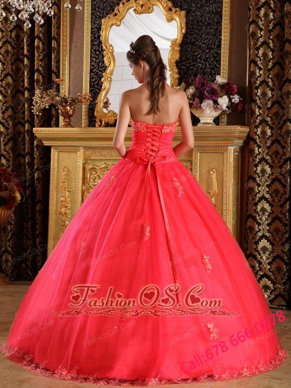 Gorgeous Coral Red Quinceanera Dress Halter Appliques Tulle Ball Gown
