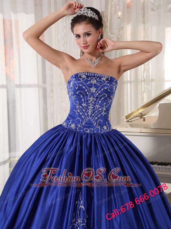 Popular Blue Quinceanera Dress Strapless Satin Embroidery Ball Gown