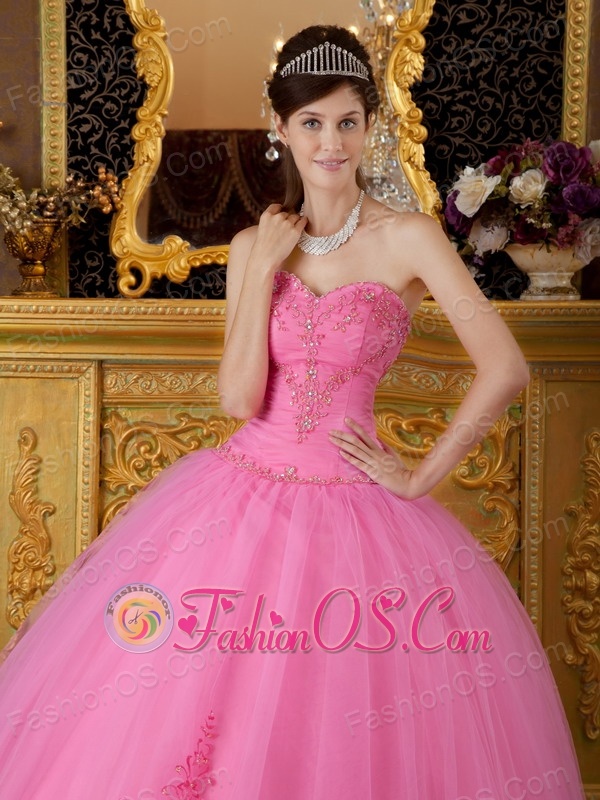 Discount Rose Pink Quinceanera Dress Sweetheart Tulle Appliques Ball Gown