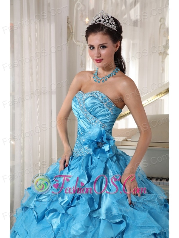 Beautiful Aqua Blue Quinceanera Dress Sweetheart Floor-length Organza Beading Ball Gown
