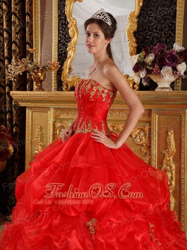 Pretty Red Sweet 16 Dress Strapless Appliques Organza Ball Gown