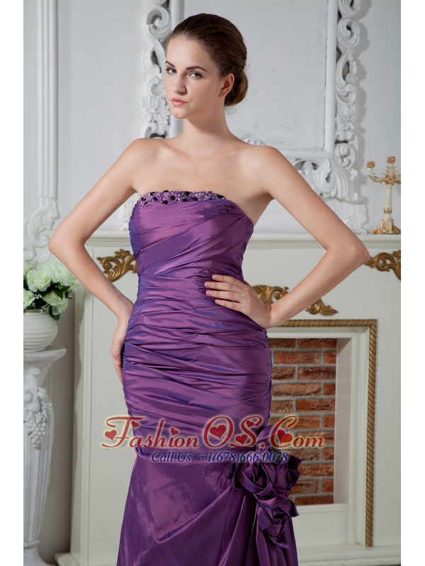 Eggplant Purple Column Strapless Ruch and Beading Mother Of The Bride Dress Floor-length Chiffon