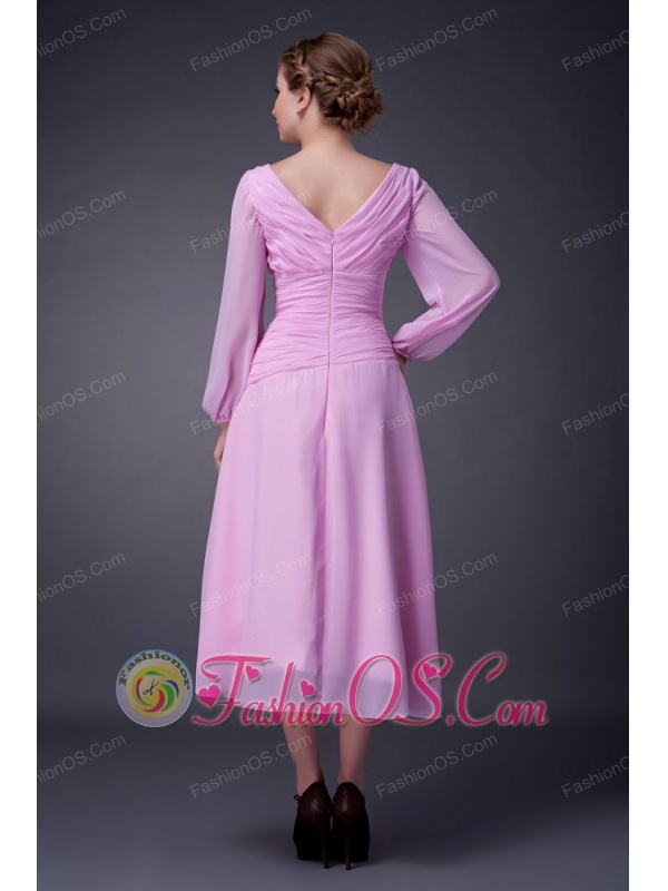 Lovely Baby Pink Empire V-neck Mother Of The Bride Dress Tea-length Chiffon Ruch
