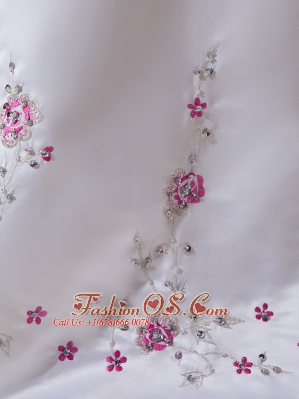 Custom Made A-line / Princess Strapless Wedding Dress Satin Embroidery Court Train