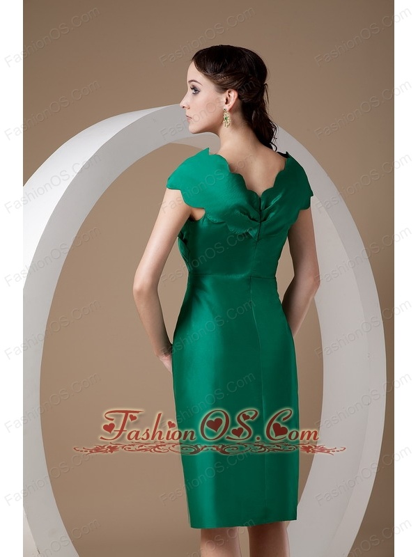 Elegant Dark Green Mother of the Bride Dress Column V-neck Taffeta Ruch Knee-length