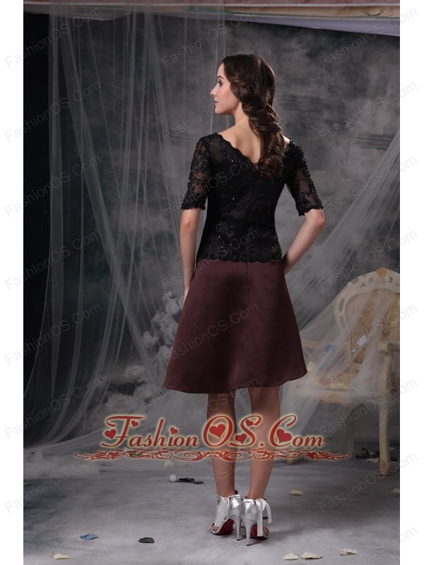 Simple Black and Brown Mother Of The Bride Dress A-line Scoop Satin Beading Knee-length