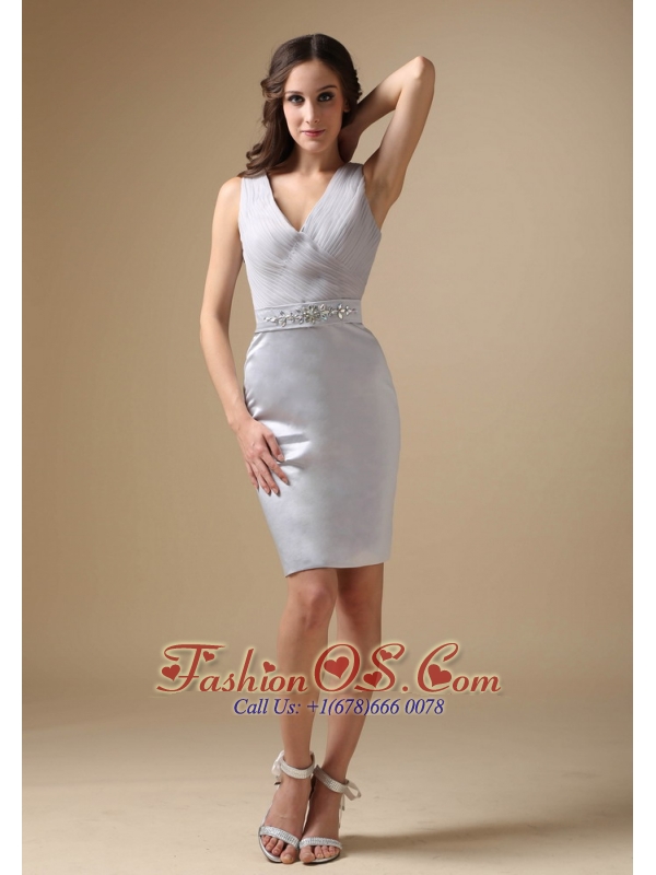 Simple Silver Mother Of The Bride Dress Column V-neck Elastic Woven Satin Beading Knee-length