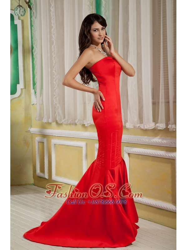 2013 Red Mother Of The Bride Dress Mermaid Strapless Satin Brush Train
