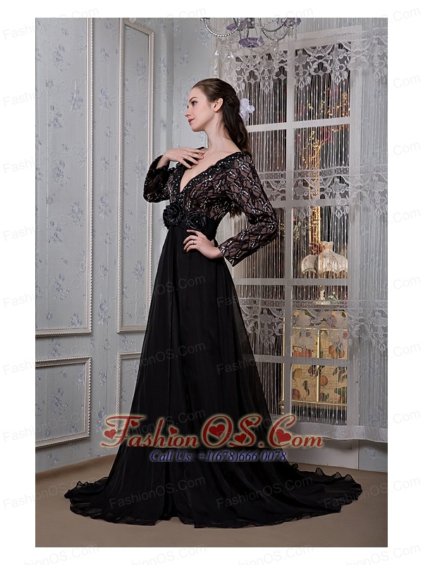 Sexy Black Mother Of The Bride Dress A-line V-neck  Chiffon Beading Court Train