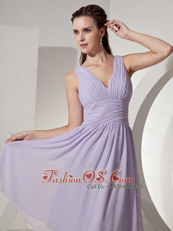 2013 Lilac Column Bridesmaid Dress V-neck Knee-length Chiffon Ruch
