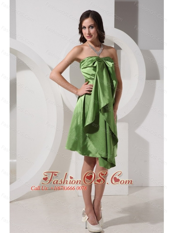 Olive Green Knee-length Dama Dresses For Quinceanera Custom Made