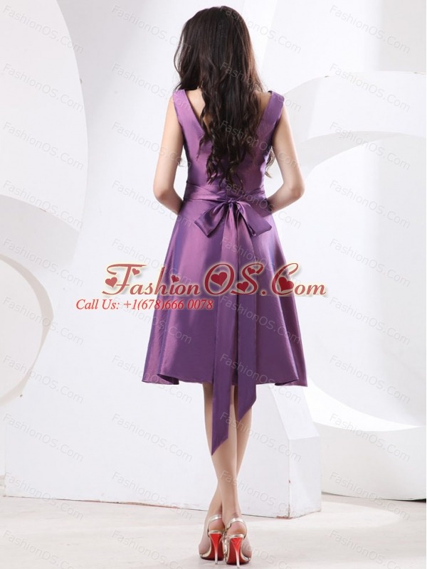 V-neck Purple Bridesmaid Dress With Knee-length and Bow