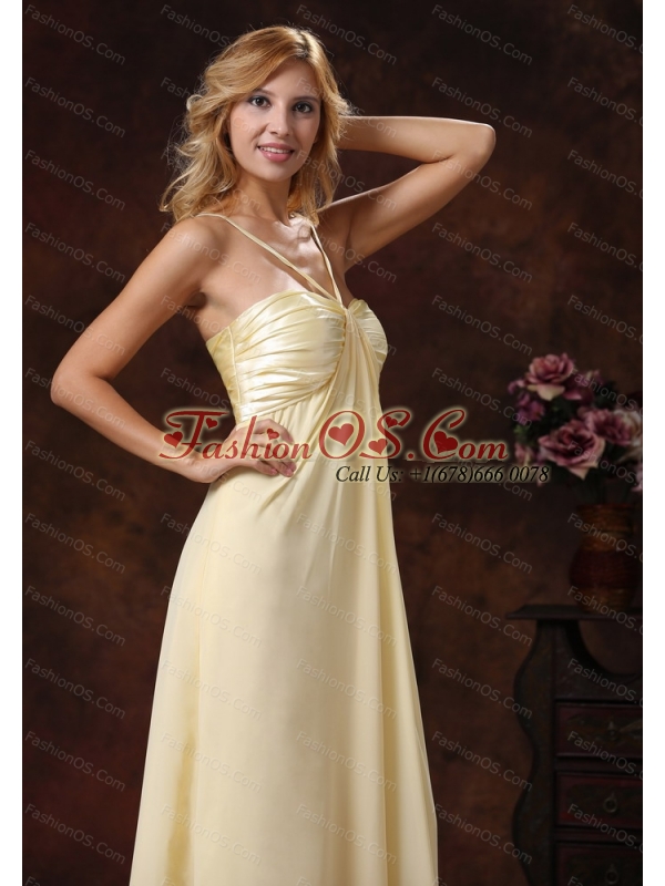 2013 Long Light Yellow Straps Ruched Bodice Dama Dresss