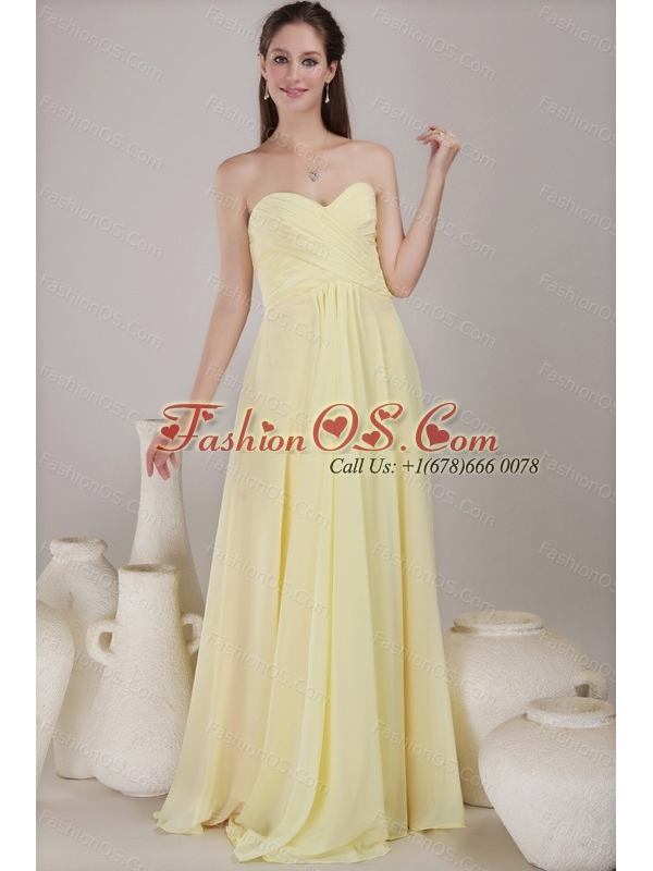 Discount Yellow Empire Sweetheart Neck Pleats Long Dama Dress