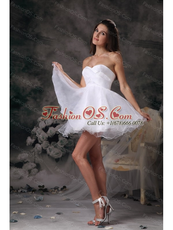 Short White A-line Sweetheart Dama Dresses for Quinceanera