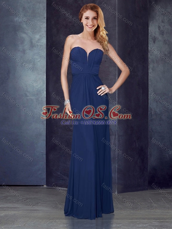 Discount Sweetheart Belted and Ruched Bridesmaid Dress in Navy Blue